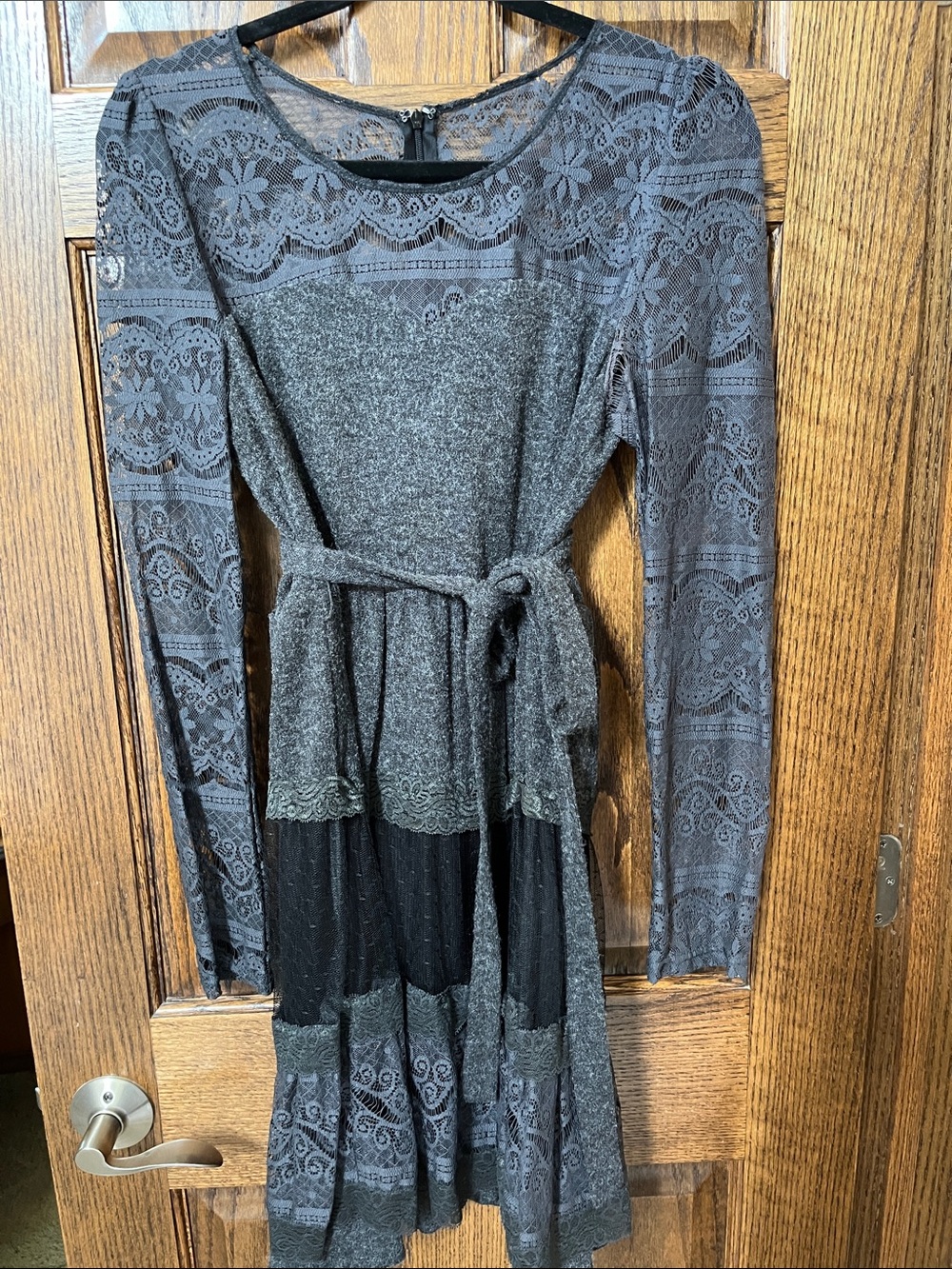 Ryu Gray Lace Long-Sleeve Belted Dress